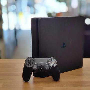 Sony Playstation 4 Slim 500GB - Zwart - In Nette Staat beschikbaar voor biedingen