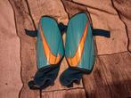 Nike scheenbeschermers mt m, Ophalen, Zo goed als nieuw
