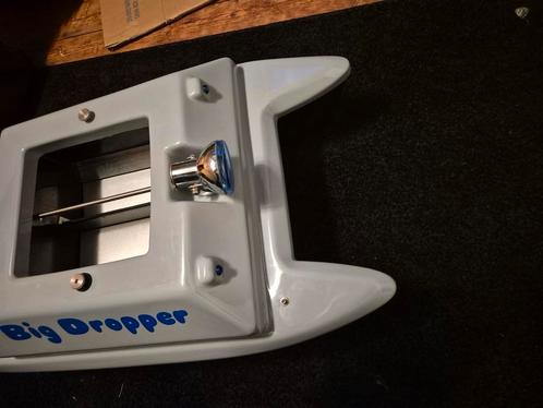Big Dropper voerboot + toslon 640 en opbergtas., Watersport en Boten, Hengelsport | Karpervissen, Zo goed als nieuw, Overige typen