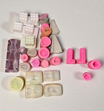 Bundle of Candle - Soap- Resin Molds –Various Shapes & Sizes beschikbaar voor biedingen