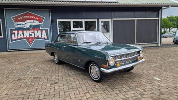 Opel rekord A 1700 in originele staat beschikbaar voor biedingen