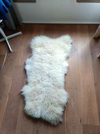 Schapenvacht 105 cm x 55 cm, Ophalen of Verzenden, Zo goed als nieuw