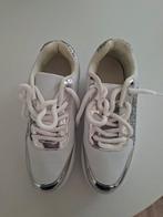 Nieuwe damesschoenen maat 39, Ophalen of Verzenden, Nieuw, Wit, Sneakers of Gympen