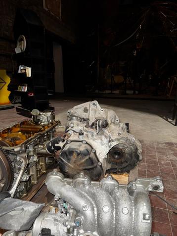 Suzuki Baleno Versnellingsbak JA18A - 2002 beschikbaar voor biedingen