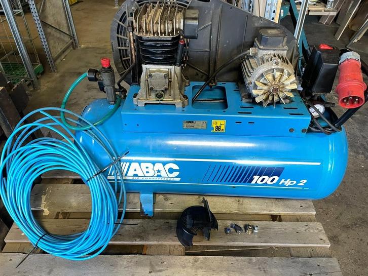 ABAC 100L 3-Fase Compressor  4 PK / 11 bar + luchtslangenset, Doe-het-zelf en Verbouw, Compressors, Gebruikt, 10 bar of meer, 100 liter of meer