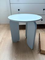 Lichtblauwe bijzettafel (nieuw in doos), 45 tot 60 cm, Minder dan 55 cm, Rond, Ophalen of Verzenden
