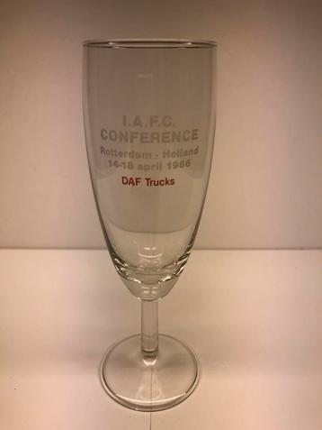 Champagneglas DAF Conference 1986 beschikbaar voor biedingen