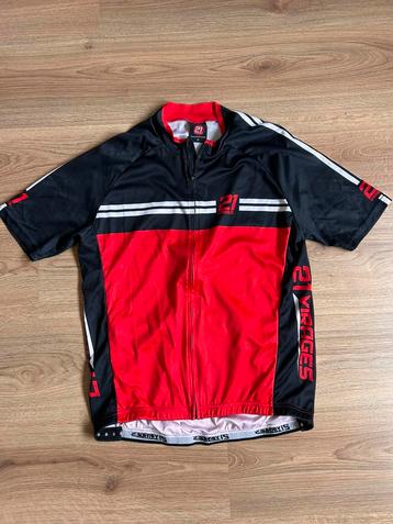 Complete set 21 Virages fietskleding – maat XXL beschikbaar voor biedingen
