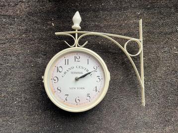Metalen stationsklok 30 cm beschikbaar voor biedingen
