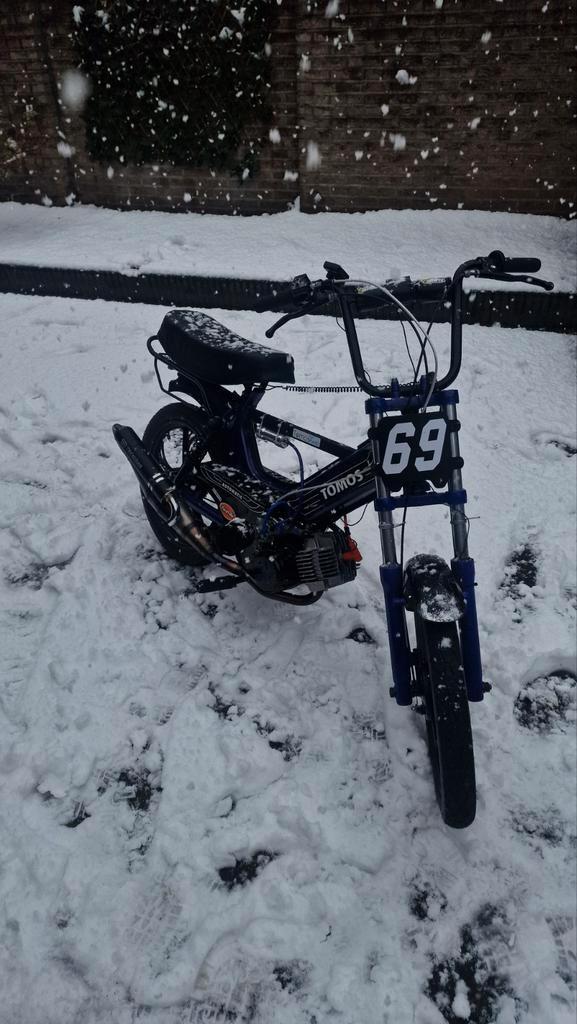 Tomos 70cc veel getuned! WAARDENPEILING!, Fietsen en Brommers, Brommers | Tomos, Zo goed als nieuw, Overige modellen, Ophalen