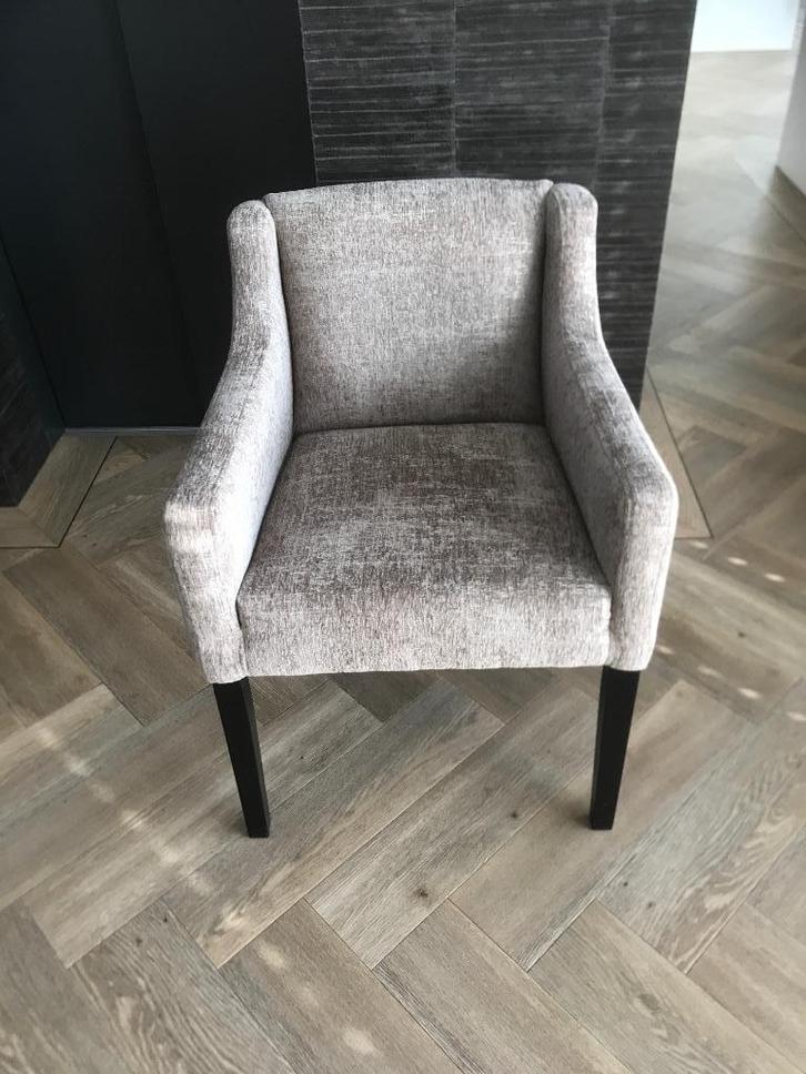 NIEUWE !! Eetkamerstoelen 6 stuks met originele aankoop nota, Huis en Inrichting, Stoelen, Nieuw, Vijf, Zes of meer stoelen, Hout