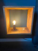 2 houten kubussen met fitting, Ophalen, Zo goed als nieuw