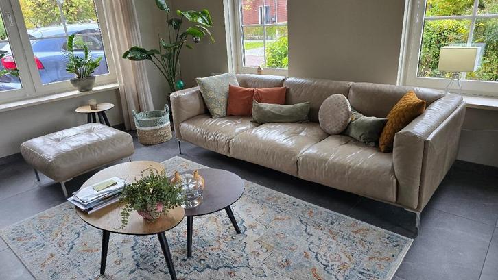 leren 3-zits loungebank Bern Plus met hocker, Huis en Inrichting, Banken | Bankstellen, Zo goed als nieuw, Rechte bank, Driepersoons