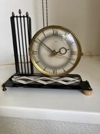 Junghans electrische staande klok 1950, Huis en Inrichting, Woonaccessoires | Klokken, Ophalen of Verzenden, Gebruikt, Analoog