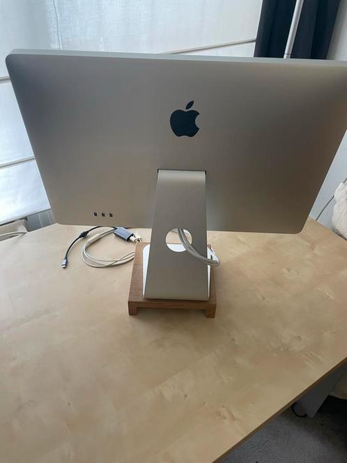 Apple Cinema LED Display 24", Computers en Software, Monitoren, Gebruikt, 60 Hz of minder, USB-C, Ingebouwde speakers, LED, Full HD