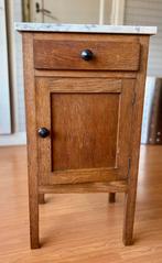 Nachtkastje met marmeren blad, Huis en Inrichting, Ophalen, Gebruikt, Minder dan 45 cm, 70 cm of meer