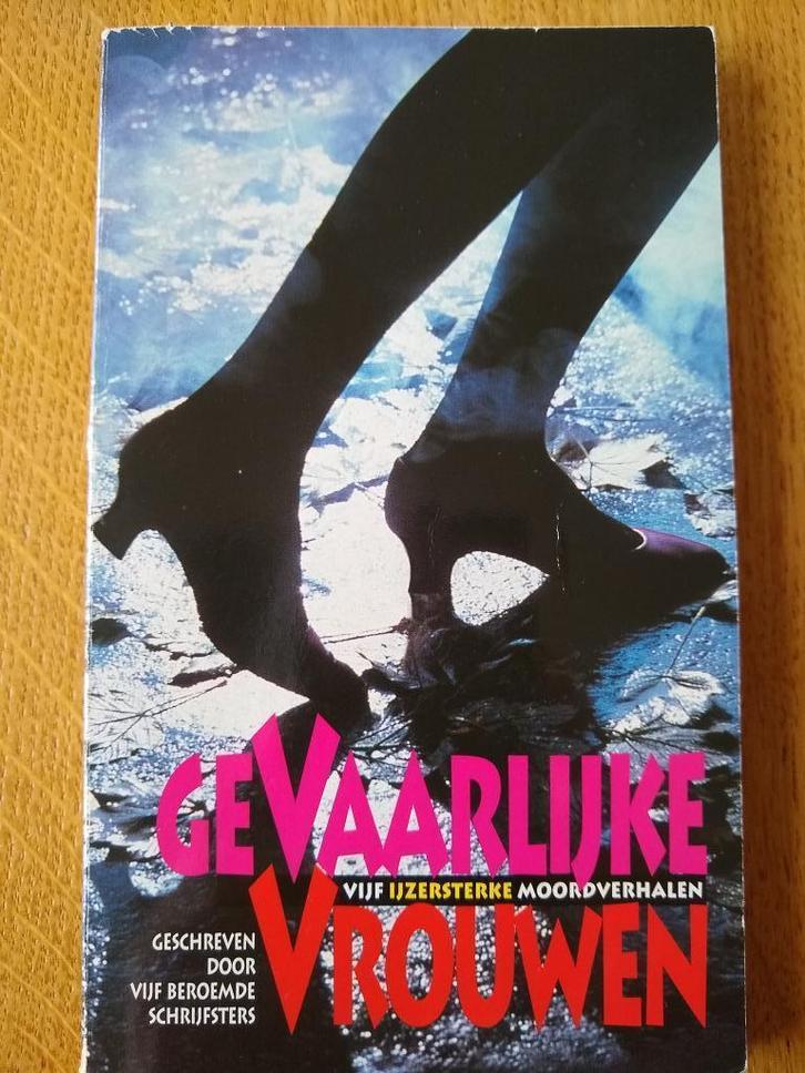 Gevaarlijke vrouwen, Boeken, Thrillers, Gelezen, Ophalen of Verzenden