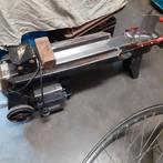 houtklover 5,5 ton drukkracht TE HUUR, Tuin en Terras, Kloofmachines, Ophalen, Liggend, Zo goed als nieuw, Nvt