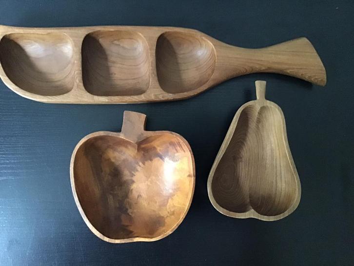 3 x teak houten snack schalen., Huis en Inrichting, Keuken | Servies, Schaal of Schalen, Overige stijlen, Aardewerk, Ophalen of Verzenden