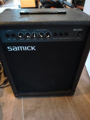 Samick BA25 Basgitaar Versterker beschikbaar voor biedingen