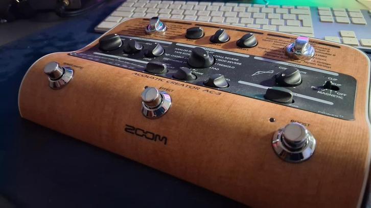 Zoom Acoustic Creator AC-3 - Akoestische Gitaar Effectpedaal, Muziek en Instrumenten, Effecten, Zo goed als nieuw, Chorus, Reverb