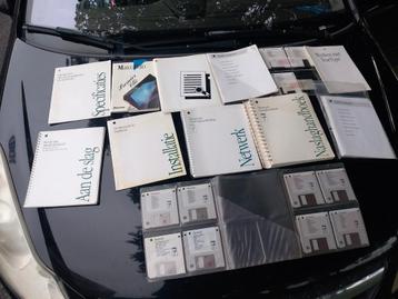 Apple macintosh system 7 floppys en boekjes (zie adv) beschikbaar voor biedingen
