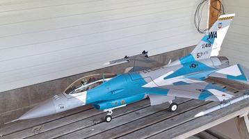 Nieuwe Freewing F16 Fighting Falcon - 6S beschikbaar voor biedingen