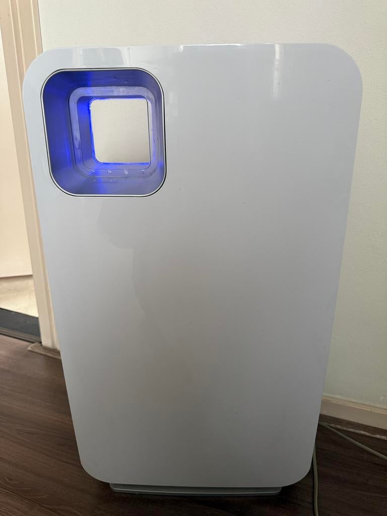 Luchtreiniger voor schone lucht in huis of kantoor, Ophalen, Zo goed als nieuw, Luchtreiniger