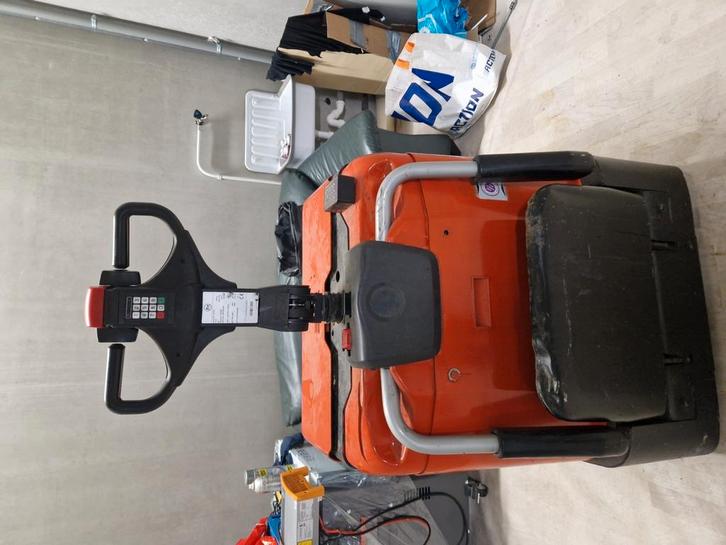 BT LPE240 Elektrische Pallettruck – Projectkans!, Zakelijke goederen, Machines en Bouw | Heftrucks en Intern transport, Heftruck