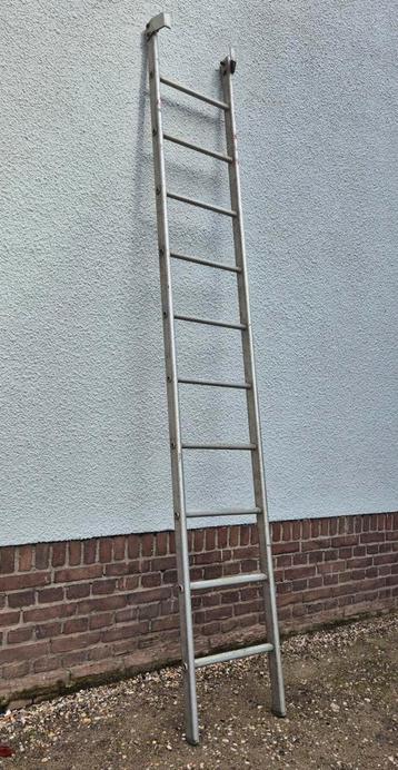 Te-koop aluminium ladder 10 treden 10 spots  beschikbaar voor biedingen