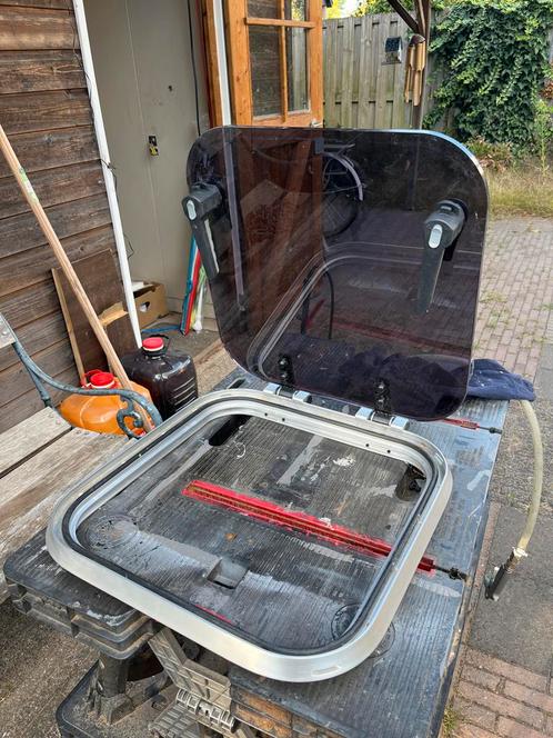 Boot Ontsnappingsluik, Watersport en Boten, Bootonderdelen, Zo goed als nieuw, Dekbeslag, Zeilboot of Motorboot, Ophalen of Verzenden