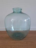 Transparante luxe grote stijlvolle vaas van gerecycled glas, Glas, Ophalen of Verzenden, Zo goed als nieuw, 50 tot 75 cm