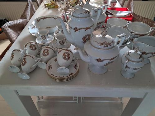 Koniglich Pr. Tettau  Servies royal dragon, Antiek en Kunst, Antiek | Servies compleet, Ophalen of Verzenden