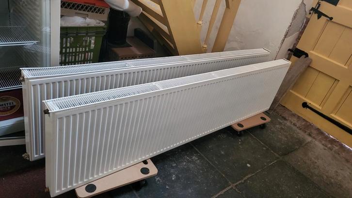 Radiatoren - Gebruikt, Doe-het-zelf en Verbouw, Verwarming en Radiatoren, Gebruikt, Radiator, 800 watt of meer, 30 tot 80 cm, 150 cm of meer