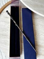 Harry Potter - Zegevlier Toverstaf (Elder Wand), Ophalen of Verzenden, Zo goed als nieuw