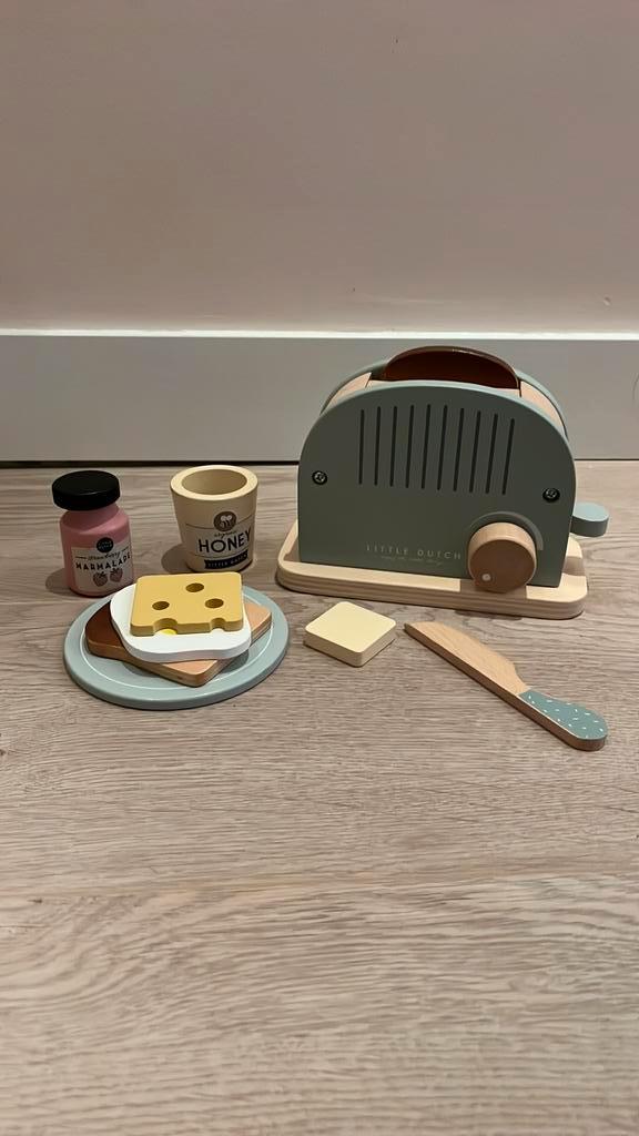 Little Dutch broodrooster set, Kinderen en Baby's, Speelgoed | Houten speelgoed, Zo goed als nieuw, Overige typen, Ophalen of Verzenden