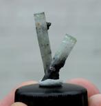 AQUAMARIJN en HELIODOOR uit Erongo in NAMIBIE, Verzamelen, Mineralen en Fossielen, Ophalen of Verzenden, Mineraal