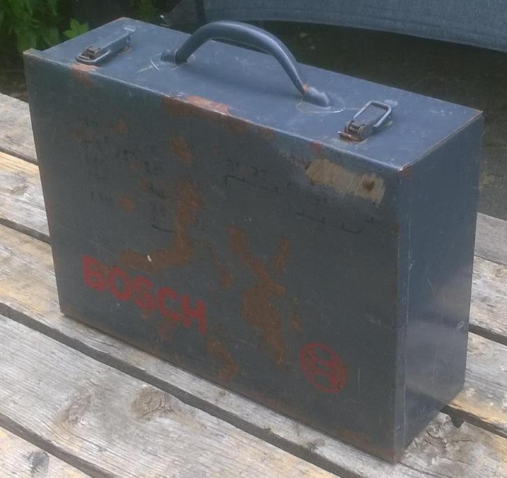 Koffertje 33 x 23 x 10 cm metaal, Muziek en Instrumenten, Behuizingen en Koffers, Gebruikt, Overige instrumenten, Ophalen of Verzenden