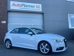 Audi A3 1.6 TDI ultra Edition! Alcantara! Cruise! Navi!, Voorwielaandrijving, Euro 5, Gebruikt, Zwart