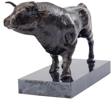 Beeld van een Stier €50,00 beschikbaar voor biedingen