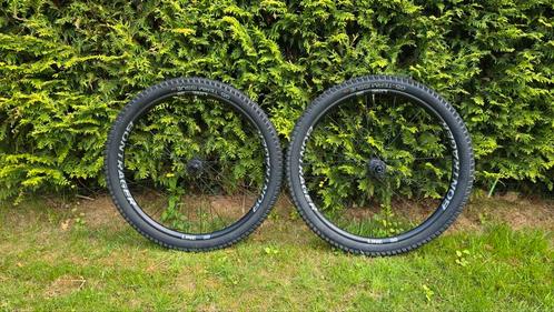 Bontrager Line Dh 30 Set, Fietsen en Brommers, Fietsonderdelen, Zo goed als nieuw, Algemeen, Ophalen