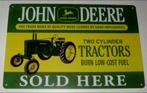 JOHN DEERE : Metalen Bord John Deere Tractor - Sold Here, Verzamelen, Merken en Reclamevoorwerpen, Nieuw, Reclamebord, Verzenden