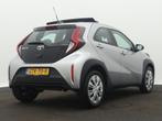 Toyota Aygo X 1.0 VVT-i S-CVT Play Limited | Cabrio-/Schuifd, Auto's, Toyota, 12 maanden, Stof, Gebruikt, 4 stoelen