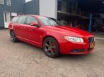 Volvo V70 2.5 T 147KW 2007 Rood. 228600 km., Auto's, Voorwielaandrijving, 1800 kg, 1573 kg, 2521 cc