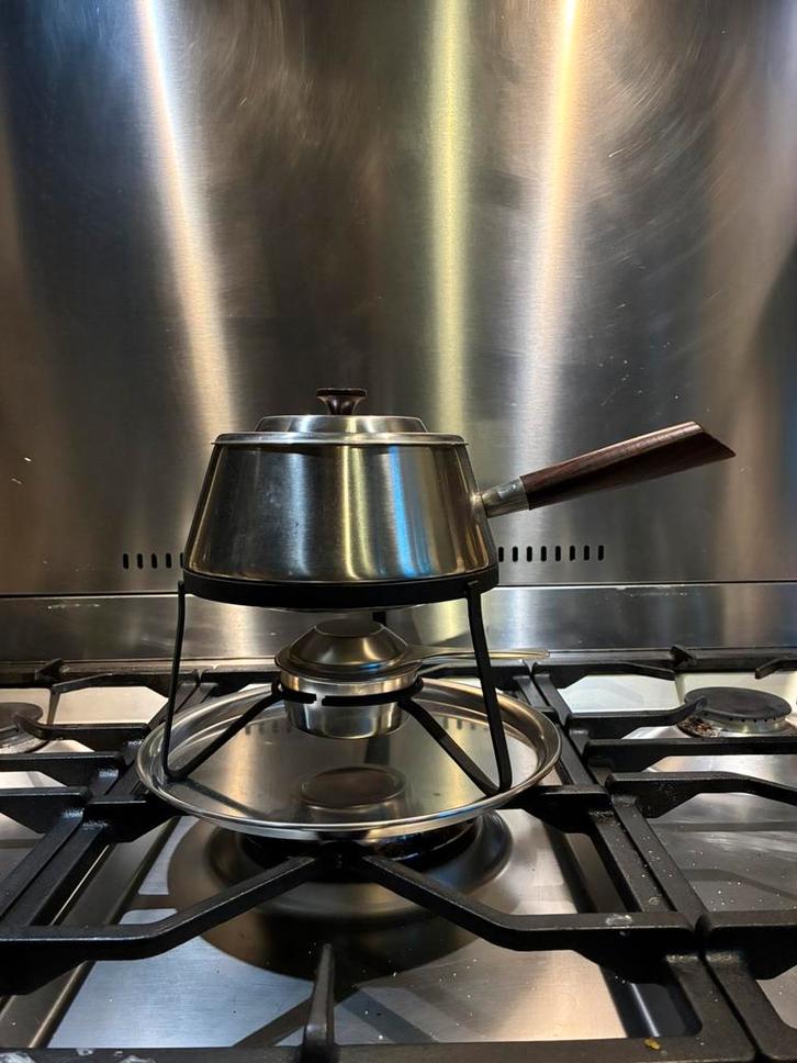 Alessi - Carlo Mazzeri & Anselmo Vitale - Fondue -NIEUWSTAAT, Witgoed en Apparatuur, Fonduesets, Zo goed als nieuw, Ophalen