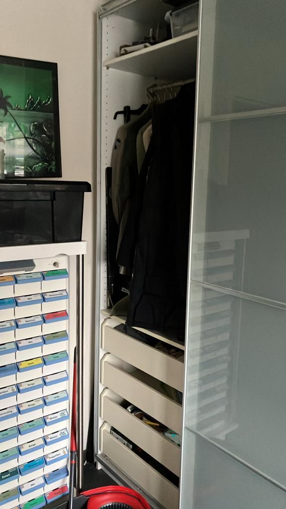 Grote IKEA PAX kledingkast - 3 meter breed!, Huis en Inrichting, Kasten | Kledingkasten, Gebruikt, 200 cm of meer, 50 tot 75 cm