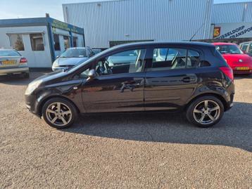 Opel Corsa 1.2-16V Enjoy, 5 deurs, airco/goed onderhoudenn/n beschikbaar voor biedingen