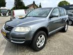 Volkswagen Touareg 3.2 V6 221pk NAVI/LEER/XENON/ST.VERW/TREK, Automaat, Gebruikt, Zwart, 3189 cc