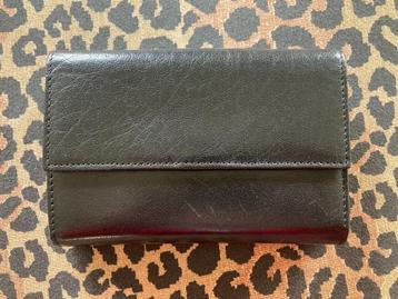 Zwart leren portemonnee  beschikbaar voor biedingen