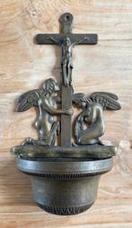 Antiek Wijwaterbakje met Kruis en Engelen, Antiek en Kunst, Ophalen of Verzenden